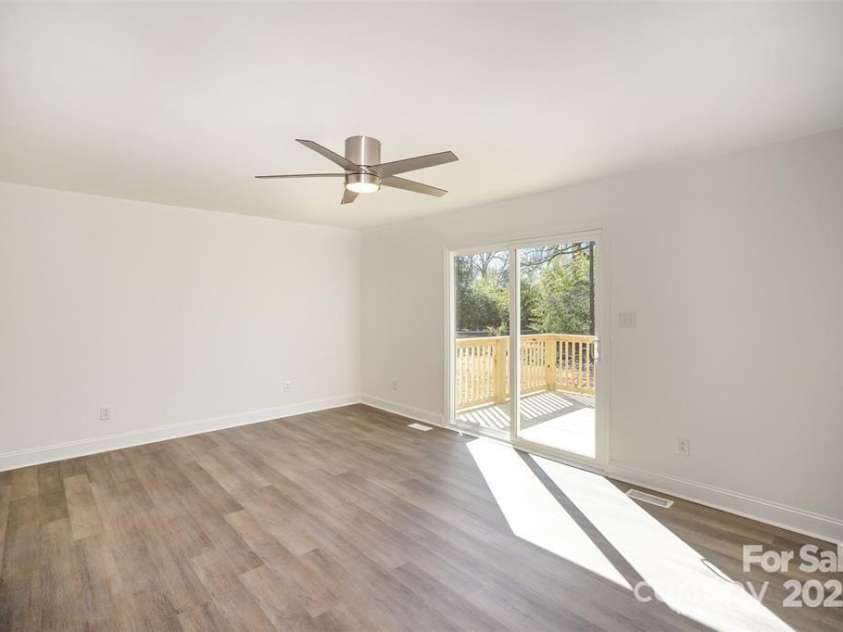 523 Hickory Nut Lane, China Grove, NC 28023.  MLS# CAR4289457, YatesRealty ID 11153. Living Area