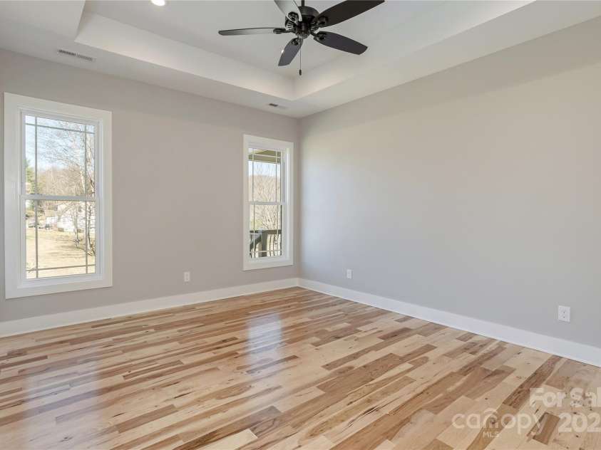 126 Whiskey River Run, Hendersonville, NC 28792.  MLS# CAR4205245, YatesRealty ID 11156. Primary