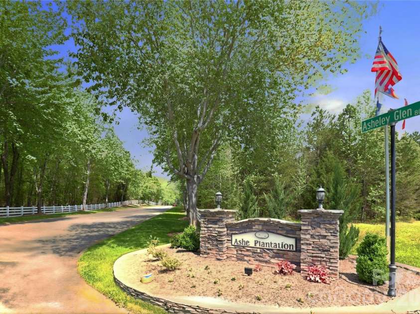 8200 Asheley Glen Drive, Mint Hill, NC 28227.  MLS# CAR4368064, YatesRealty ID 11156. 
