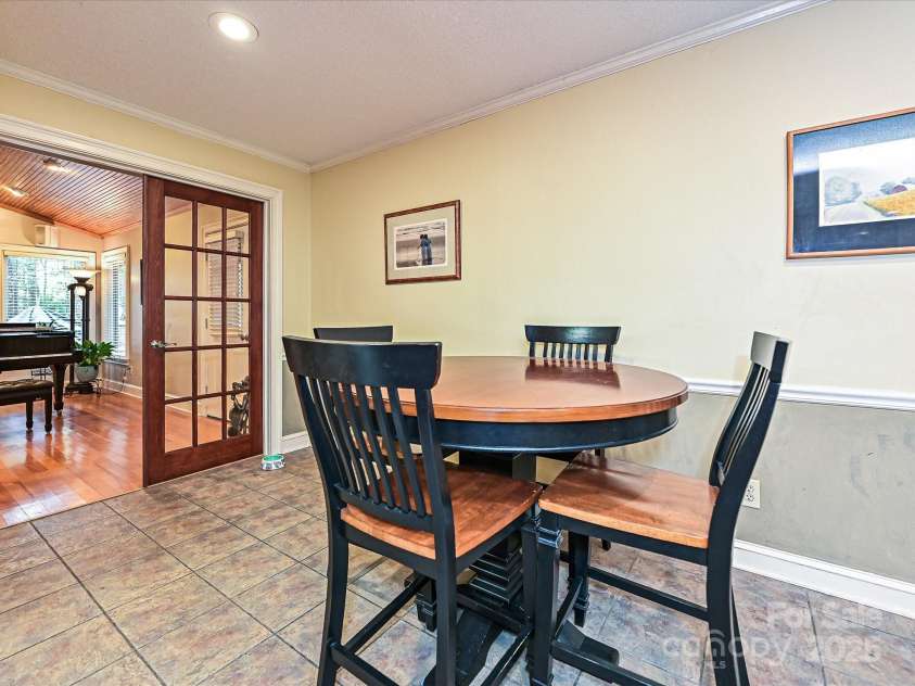 119 Dills Drive, Dallas, NC 28034.  MLS# CAR4239431, YatesRealty ID 11159. 