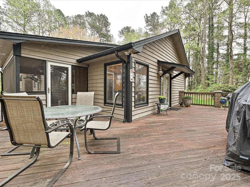 119 Dills Drive, Dallas, NC 28034.  MLS# CAR4239431, YatesRealty ID 11159. 