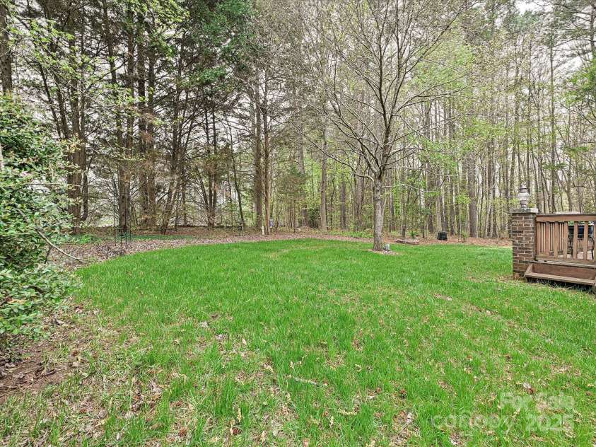 119 Dills Drive, Dallas, NC 28034.  MLS# CAR4239431, YatesRealty ID 11159. 