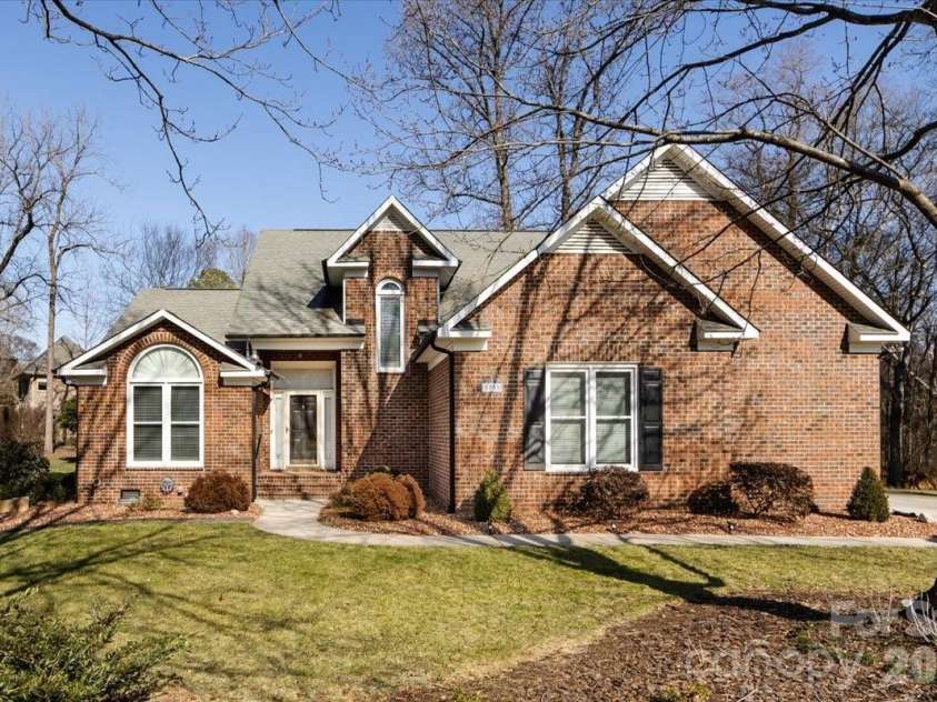 5901 Havencrest Court, Concord, NC 28027.  MLS# CAR4345244, YatesRealty ID 11159. 