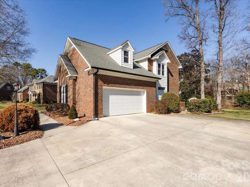 5901 Havencrest Court, Concord, NC 28027.  MLS# CAR4345244, YatesRealty ID 11159. 