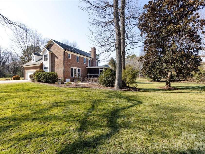 5901 Havencrest Court, Concord, NC 28027.  MLS# CAR4345244, YatesRealty ID 11159. 