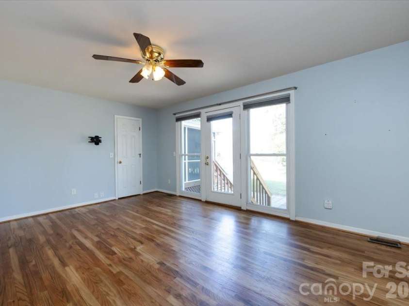 5901 Havencrest Court, Concord, NC 28027.  MLS# CAR4345244, YatesRealty ID 11159. Primary Bedroom