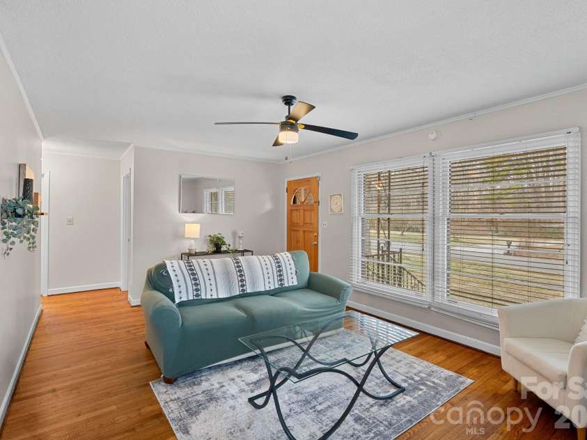 1301 Lane Road, Mount Holly, NC 28120.  MLS# CAR4348932, YatesRealty ID 11160. Living Room