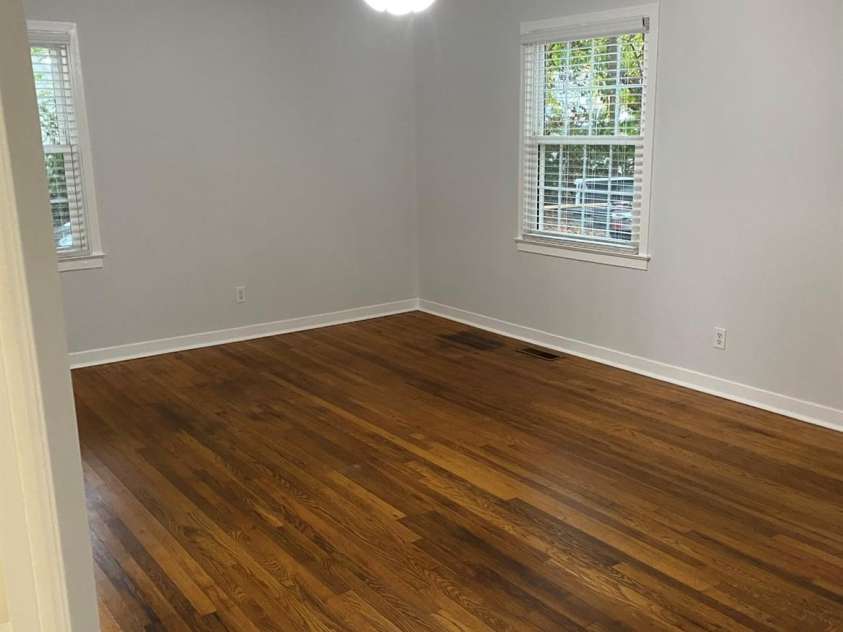 4100 Howie Circle, Charlotte, NC 28205.  MLS# CAR4250690, YatesRealty ID 11160. 