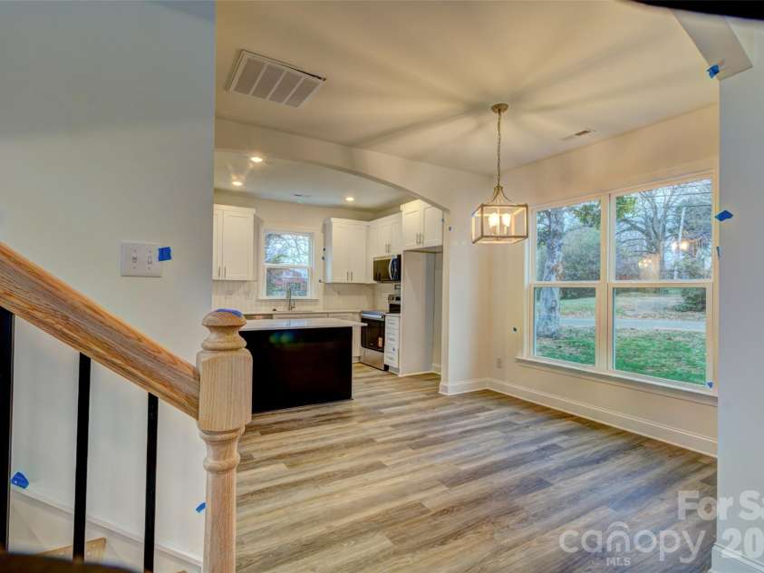 615 Buffalo Street, Shelby, NC 28150.  MLS# CAR4328308, YatesRealty ID 11161. 
