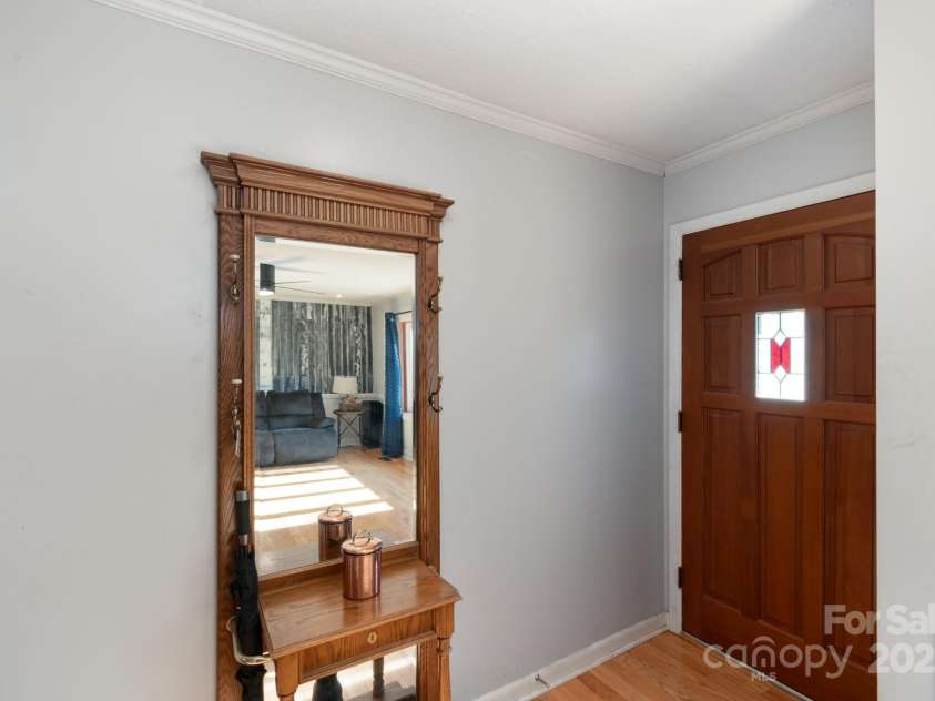 1218 Donna Drive, Shelby, NC 28152.  MLS# CAR4244489, YatesRealty ID 11162. 