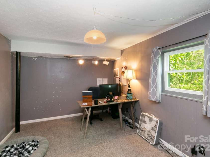 1218 Donna Drive, Shelby, NC 28152.  MLS# CAR4244489, YatesRealty ID 11162. 