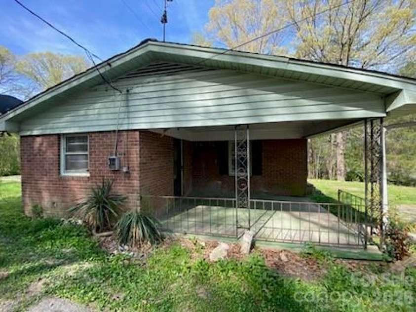 1500 NC Hwy 24/27 Highway, Biscoe, NC 27209.  MLS# CAR4367350, YatesRealty ID 11163. 