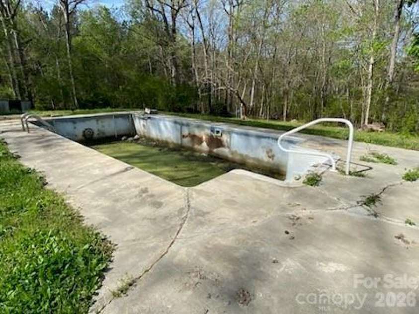 1500 NC Hwy 24/27 Highway, Biscoe, NC 27209.  MLS# CAR4367350, YatesRealty ID 11163. 