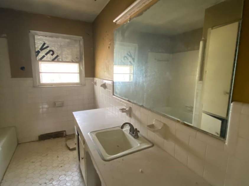 1500 NC Hwy 24/27 Highway, Biscoe, NC 27209.  MLS# CAR4367350, YatesRealty ID 11163. 