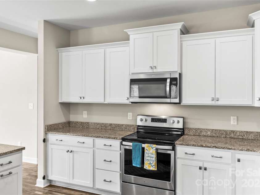 2504 Hovis Road, Lincolnton, NC 28092.  MLS# CAR4225374, YatesRealty ID 11164. 