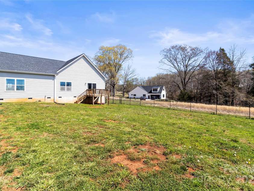 2504 Hovis Road, Lincolnton, NC 28092.  MLS# CAR4225374, YatesRealty ID 11164. 