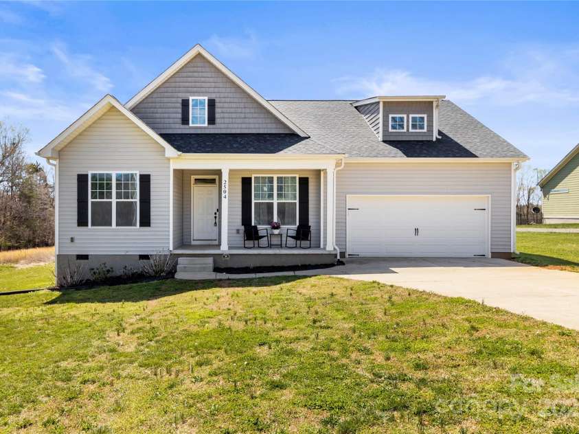 2504 Hovis Road, Lincolnton, NC 28092.  MLS# CAR4225374, YatesRealty ID 11164. Welcome home