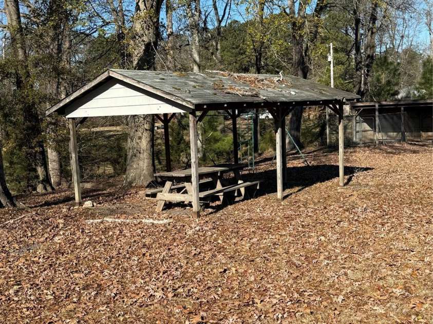 2755 US 74 Highway, Wadesboro, NC 28170.  MLS# CAR4328270, YatesRealty ID 11164. 