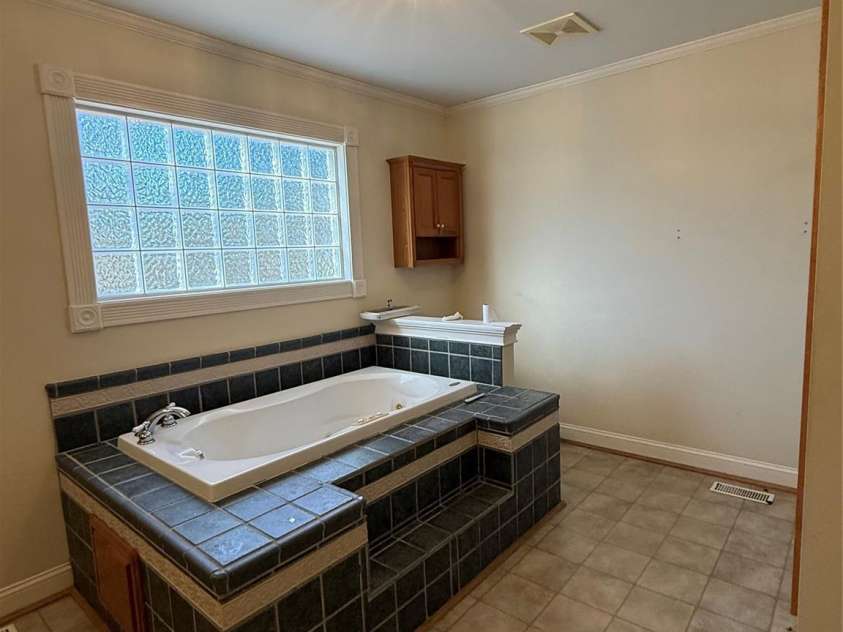 2755 US 74 Highway, Wadesboro, NC 28170.  MLS# CAR4328270, YatesRealty ID 11164. 
