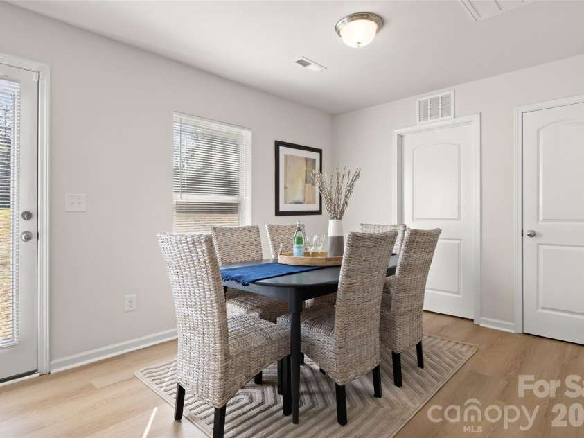 2217 Pinnacle View Drive, Kings Mountain, NC 28086.  MLS# CAR4362606, YatesRealty ID 11165. 