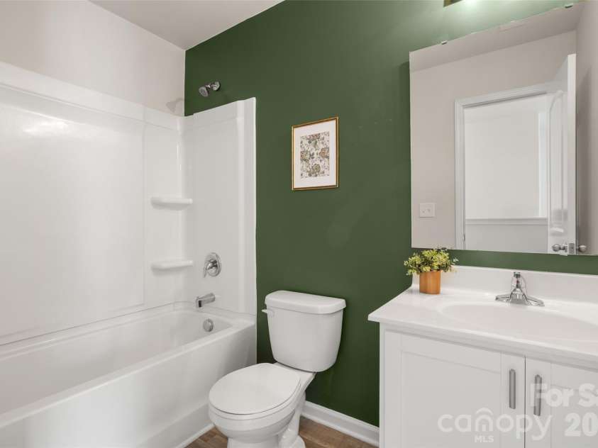 2217 Pinnacle View Drive, Kings Mountain, NC 28086.  MLS# CAR4362606, YatesRealty ID 11165. 