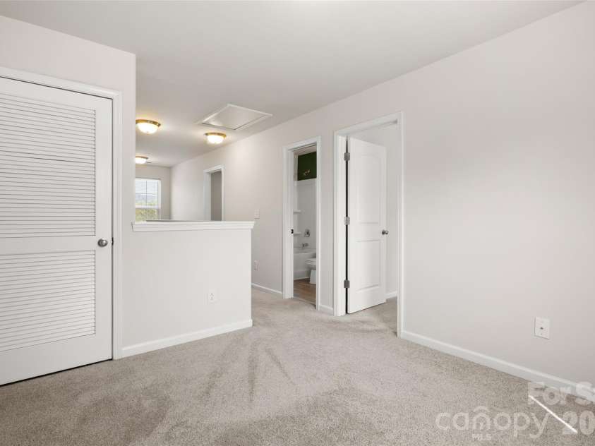 2217 Pinnacle View Drive, Kings Mountain, NC 28086.  MLS# CAR4362606, YatesRealty ID 11165. 
