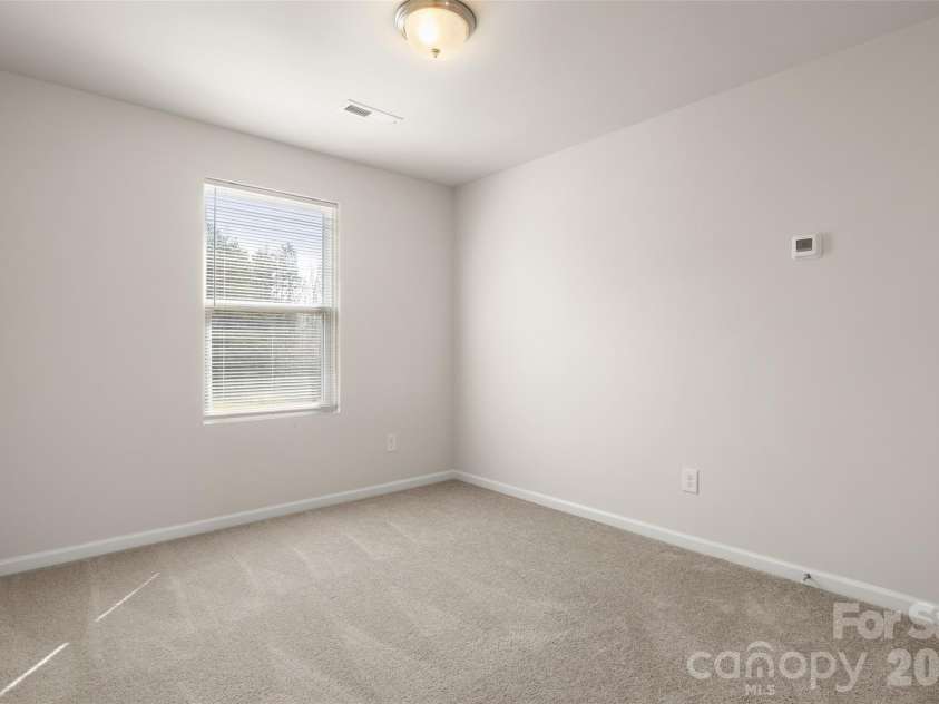 2217 Pinnacle View Drive, Kings Mountain, NC 28086.  MLS# CAR4362606, YatesRealty ID 11165. 