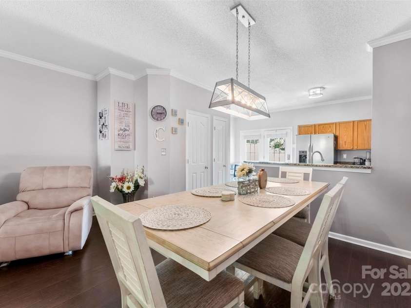 8814 Gerren Court, Charlotte, NC 28217.  MLS# CAR4249961, YatesRealty ID 11167. 