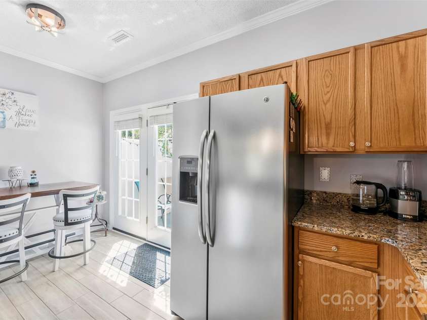 8814 Gerren Court, Charlotte, NC 28217.  MLS# CAR4249961, YatesRealty ID 11167. 