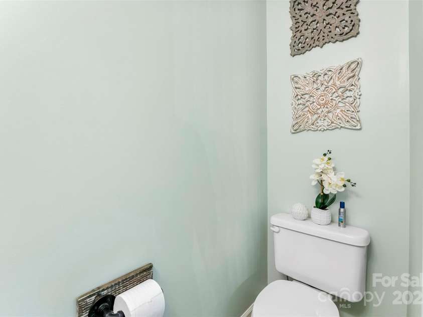 8814 Gerren Court, Charlotte, NC 28217.  MLS# CAR4249961, YatesRealty ID 11167. 