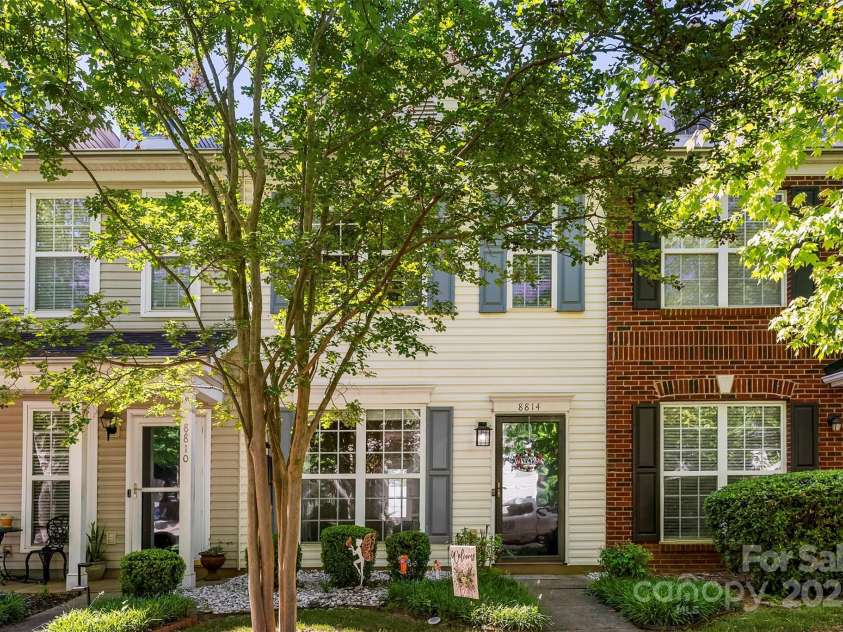 8814 Gerren Court, Charlotte, NC 28217.  MLS# CAR4249961, YatesRealty ID 11167. 