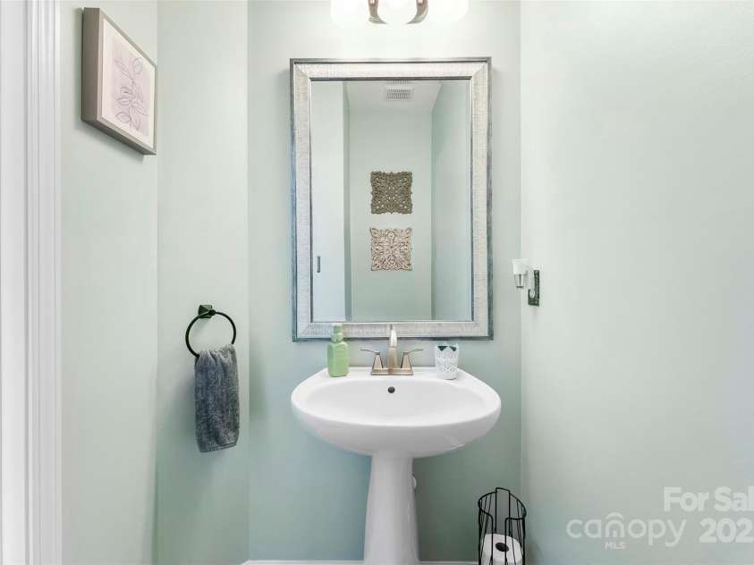 8814 Gerren Court, Charlotte, NC 28217.  MLS# CAR4249961, YatesRealty ID 11167. Downstairs Half Bath