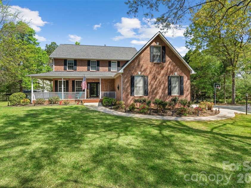 3447 Victorian Hills Drive, Richburg, SC 29729.  MLS# CAR4366076, YatesRealty ID 11168. 