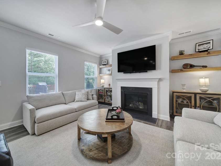 5101 Helmsworth Drive, Waxhaw, NC 28173.  MLS# CAR4251449, YatesRealty ID 11168. 