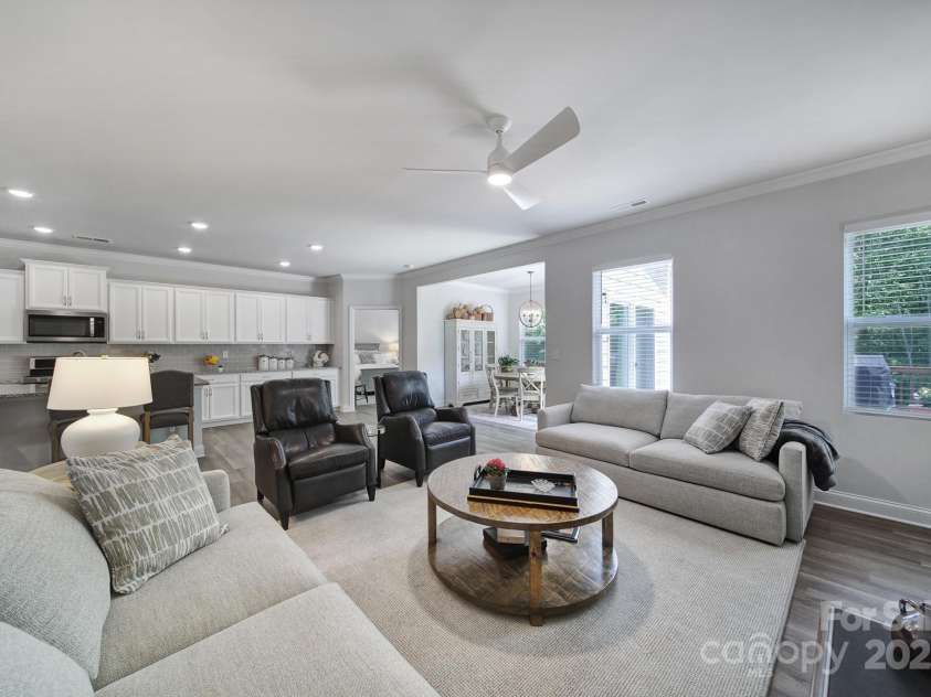 5101 Helmsworth Drive, Waxhaw, NC 28173.  MLS# CAR4251449, YatesRealty ID 11168. 