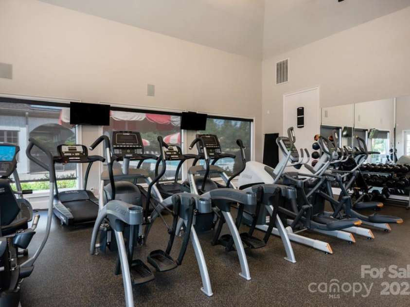 1506 Venetian Way Drive, Waxhaw, NC 28173.  MLS# CAR4222108, YatesRealty ID 11169. 