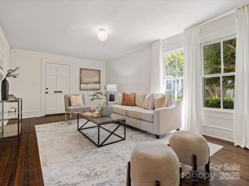 1514 Rensselaer Place, Charlotte, NC 28203.  MLS# CAR4243174, YatesRealty ID 11170. 