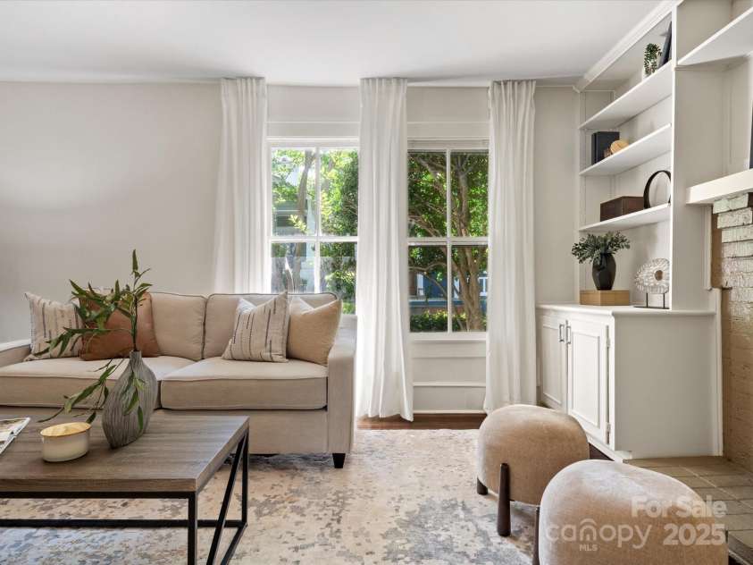 1514 Rensselaer Place, Charlotte, NC 28203.  MLS# CAR4243174, YatesRealty ID 11170. 