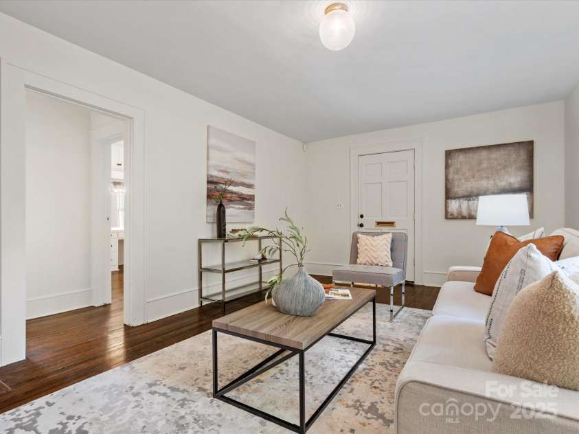 1514 Rensselaer Place, Charlotte, NC 28203.  MLS# CAR4243174, YatesRealty ID 11170. 