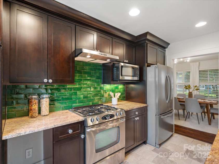 1514 Rensselaer Place, Charlotte, NC 28203.  MLS# CAR4243174, YatesRealty ID 11170. 