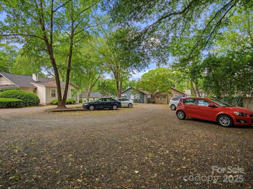 1514 Rensselaer Place, Charlotte, NC 28203.  MLS# CAR4243174, YatesRealty ID 11170. 