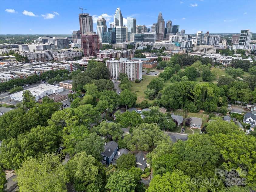 1514 Rensselaer Place, Charlotte, NC 28203.  MLS# CAR4243174, YatesRealty ID 11170. 