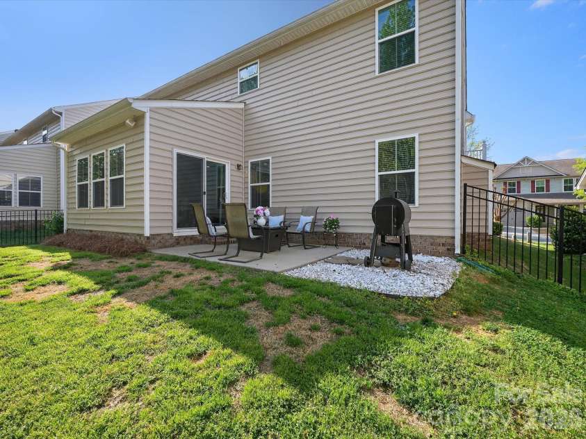 3020 Fallondale Road, Waxhaw, NC 28173.  MLS# CAR4365214, YatesRealty ID 11170. 