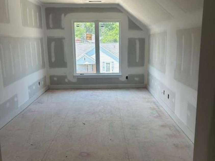 1510 Sumter Avenue, Charlotte, NC 28208.  MLS# CAR4338216, YatesRealty ID 11171. 