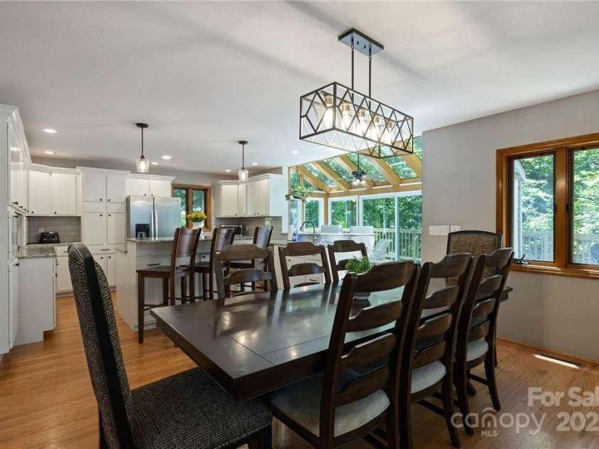 122 Mountain Harbor Drive, Lexington, NC 27292.  MLS# CAR4217597, YatesRealty ID 11172. 