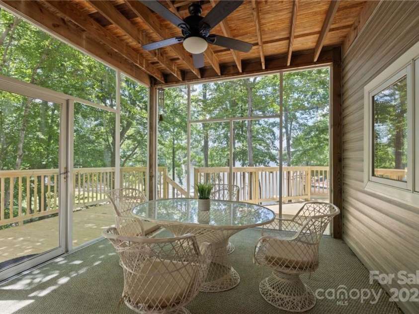 122 Mountain Harbor Drive, Lexington, NC 27292.  MLS# CAR4217597, YatesRealty ID 11172. 