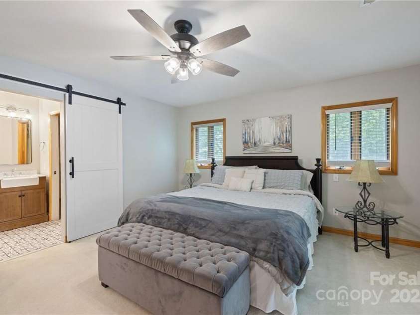 122 Mountain Harbor Drive, Lexington, NC 27292.  MLS# CAR4217597, YatesRealty ID 11172. 