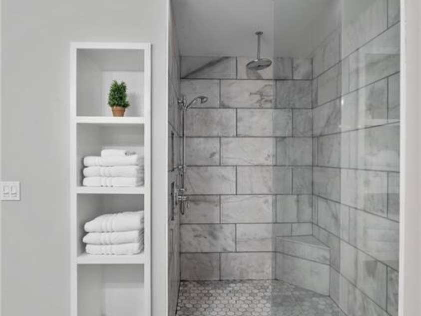 122 Mountain Harbor Drive, Lexington, NC 27292.  MLS# CAR4313549, YatesRealty ID 11172. 