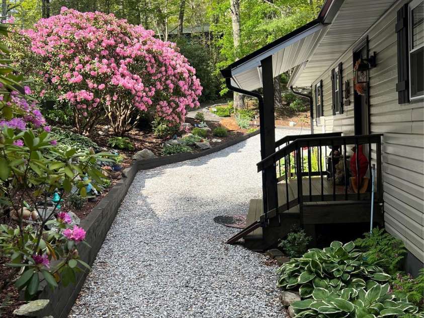 229 Spring Brook Road, Newland, NC 28657.  MLS# CAR4365283, YatesRealty ID 11172. 