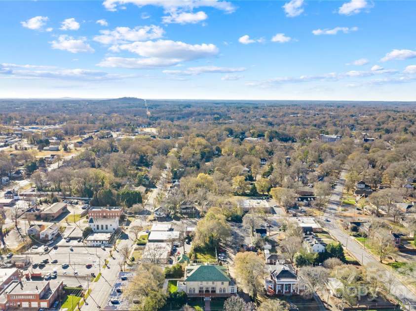 209 3rd Avenue, Gastonia, NC 28052.  MLS# CAR4331000, YatesRealty ID 11173. 